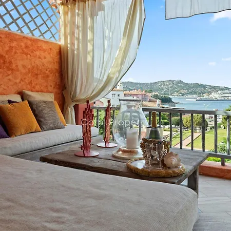 Yacht Terrace - Exclusive Waterfront View Center - By Coral Порто-Черво