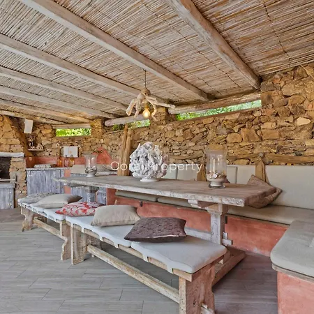 Yacht Terrace - Exclusive Waterfront View Center - By Coral Apartman Porto Cervo