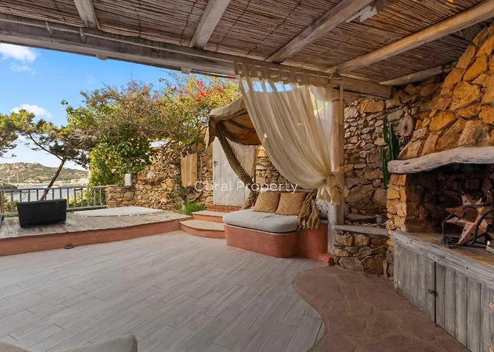 Yacht Terrace - Exclusive Waterfront View Center - By Coral Apartman Porto Cervo