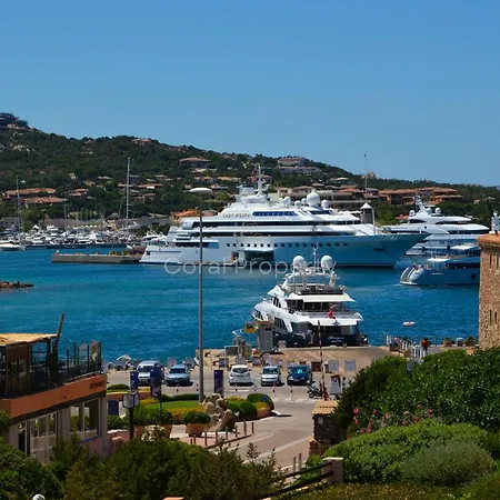Yacht Terrace - Exclusive Waterfront View Center - By Coral * بورتو كيرفو