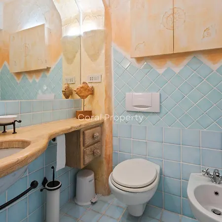 Yacht Terrace - Exclusive Waterfront View