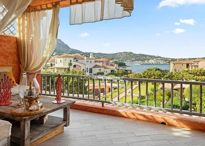 Yacht Terrace - Exclusive Waterfront View Center - By Coral Porto Cervo