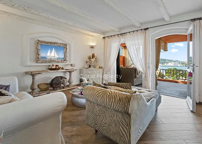 Yacht Terrace - Exclusive Waterfront View Center - By Coral Apartment *