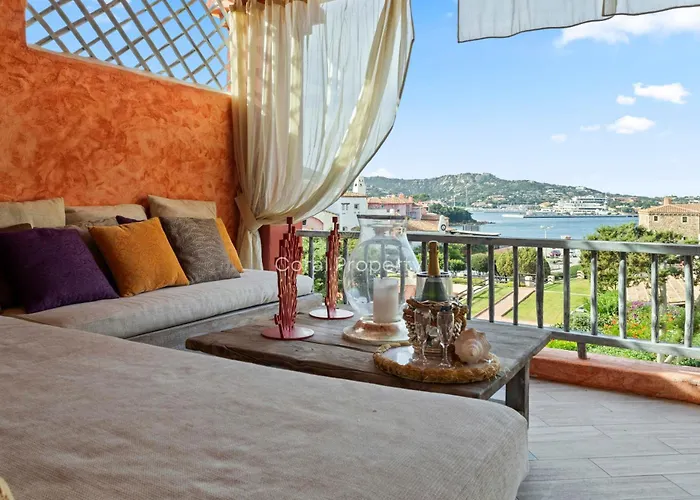 Yacht Terrace - Exclusive Waterfront View Center - By Coral Porto Cervo