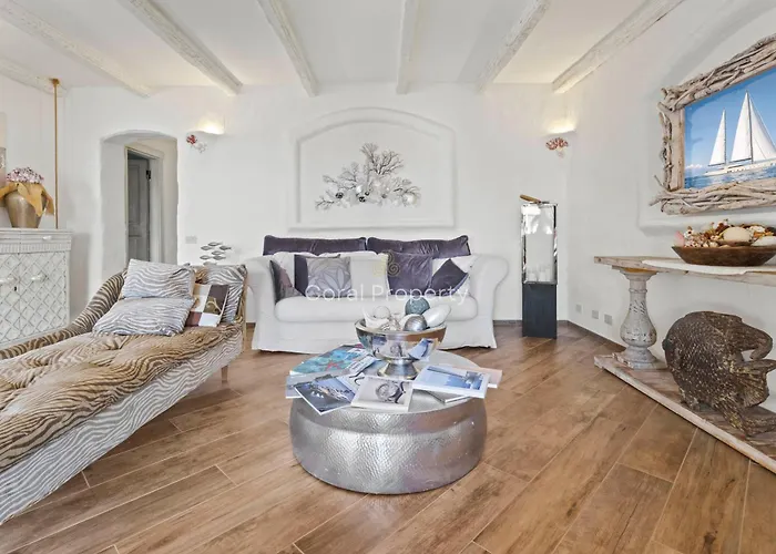 Yacht Terrace - Exclusive Waterfront View Center - By Coral * Porto Cervo