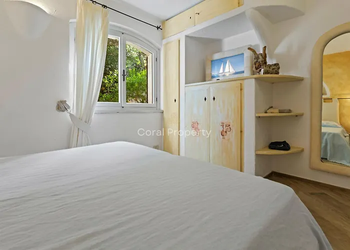 Yacht Terrace - Exclusive Waterfront View Center - By Coral Apartment