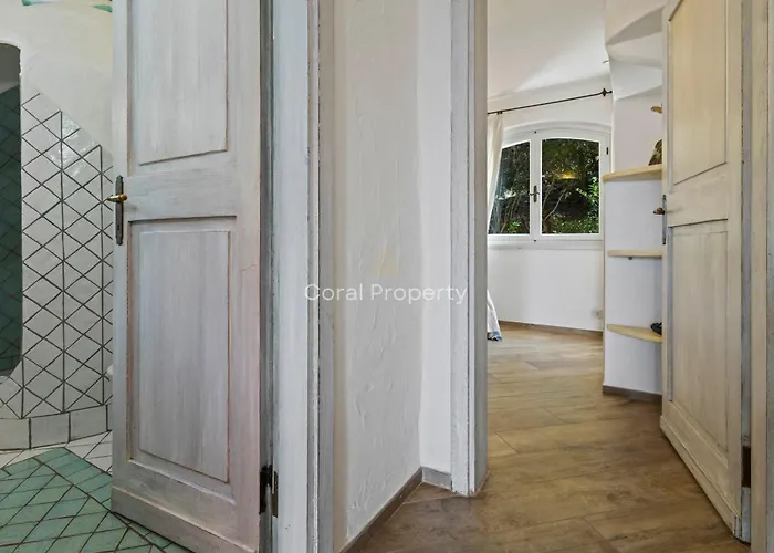 Yacht Terrace - Exclusive Waterfront View Apartment *